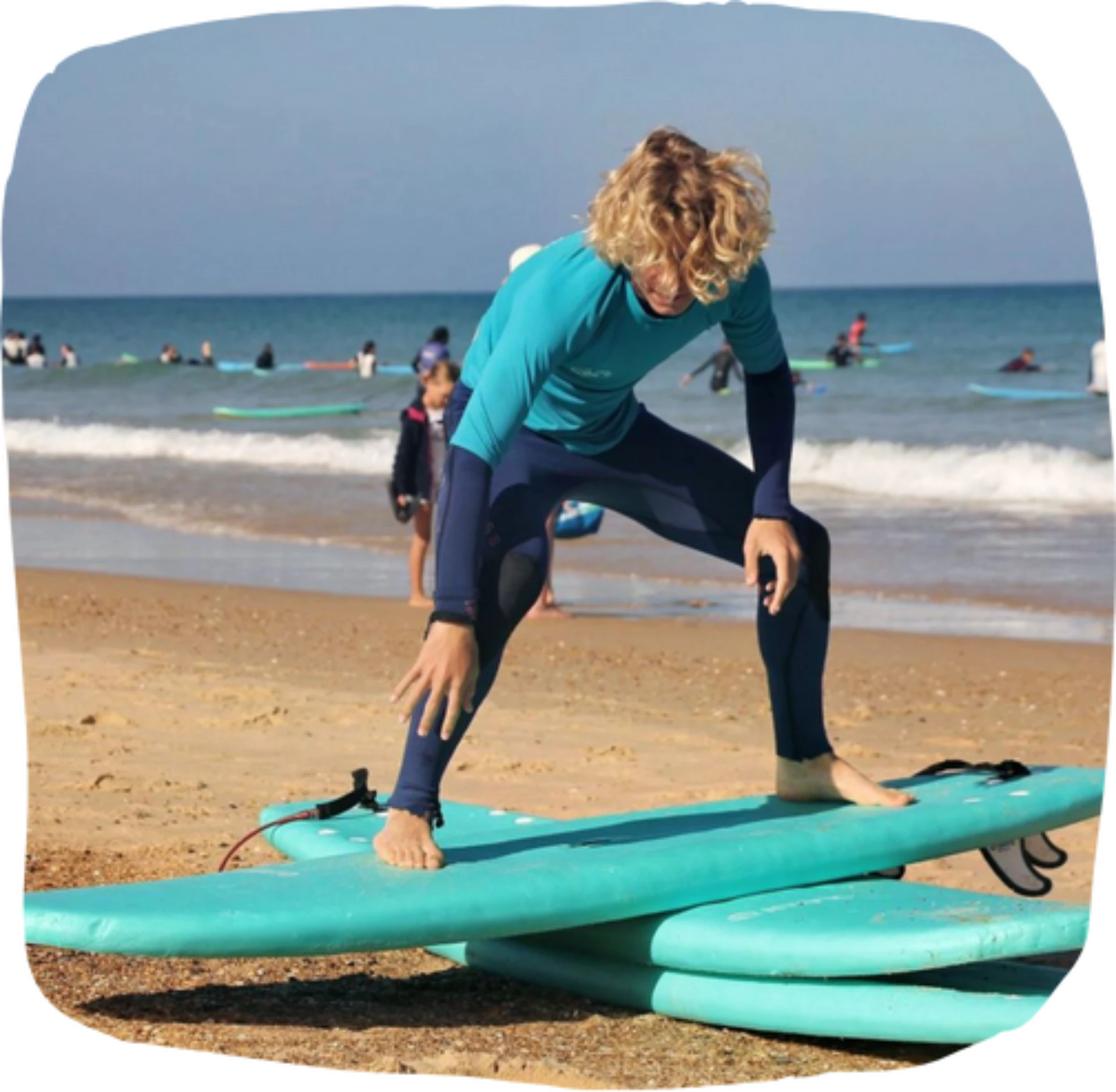 Stage de surf encadré sur la côte landaise pour groupes et écoles